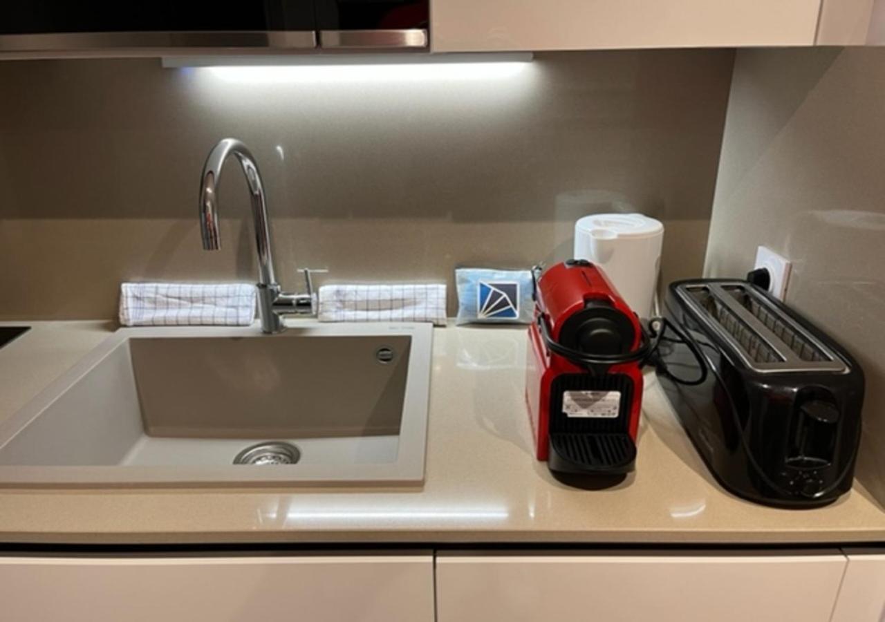 Apart-hotel Carlton - Renovee Avec Piscine 4*