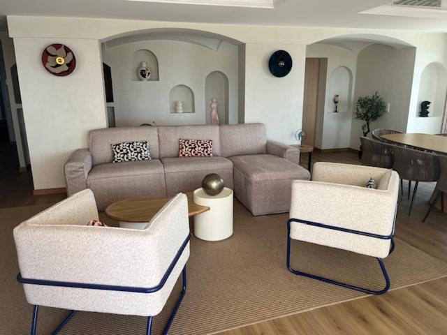 Carlton - Renovee Avec Piscine 4*